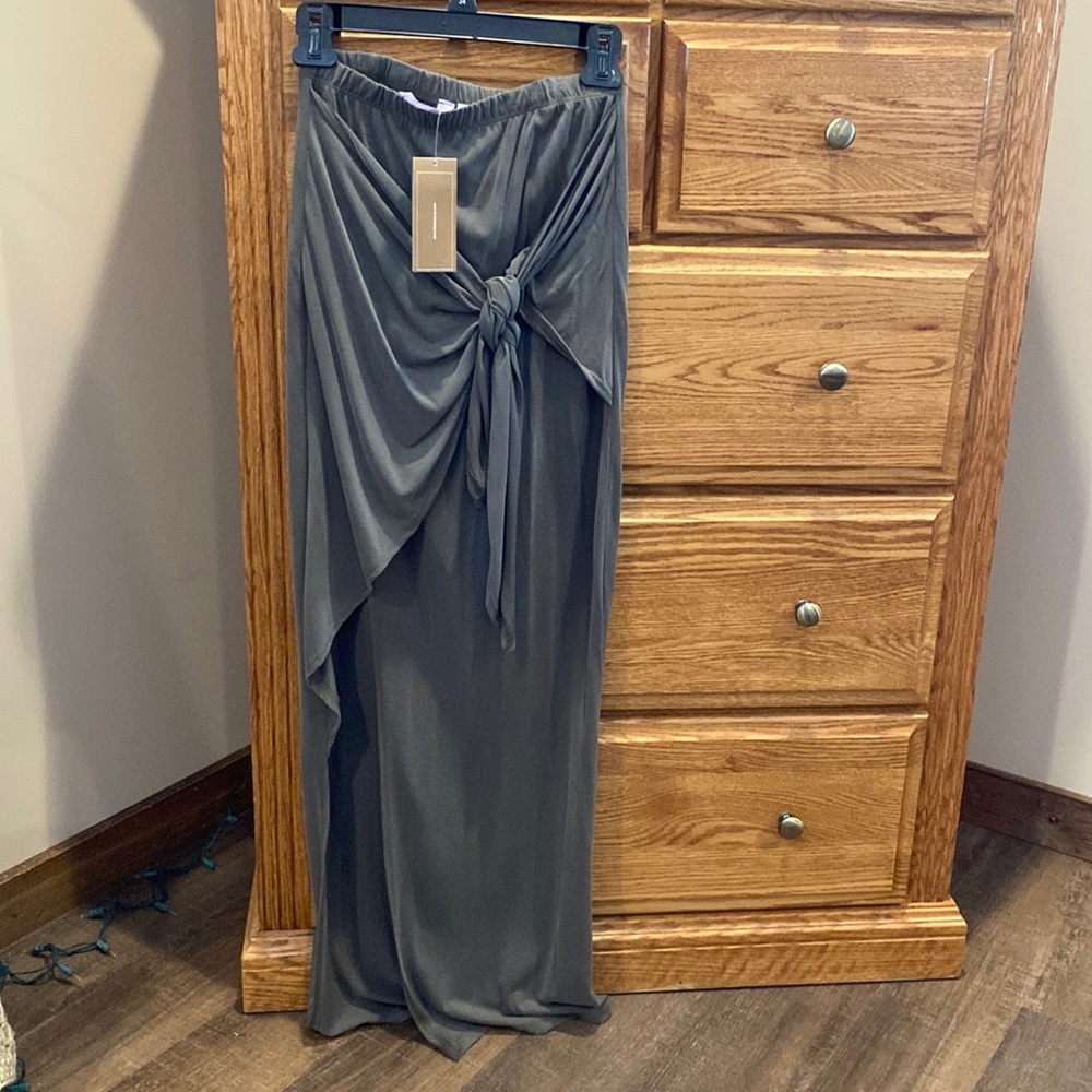 Brand new olive green tie skirt size small